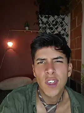 XXX chat uživo modela ZaneHoward