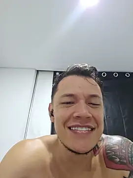 Chatroom XXX en direct de Nayib_Frezh