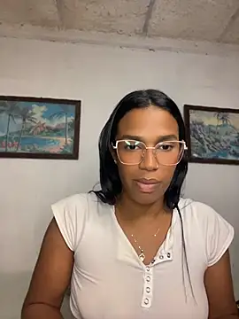 FlorSalvaje_'s Live XXX Chat