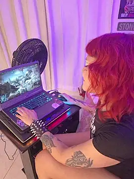 Czat XXX na żywo – Sarah-Stoner