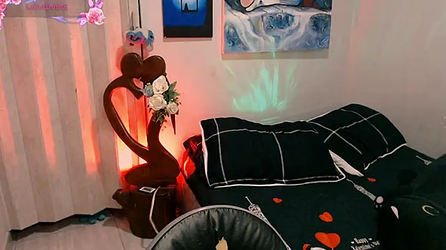 naihroby's Live XXX Chat