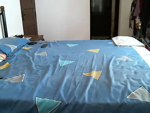 ZEXT Adlı Modelin Canlı XXX Sohbeti