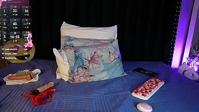 MatureDesiree élő XXX-chatje