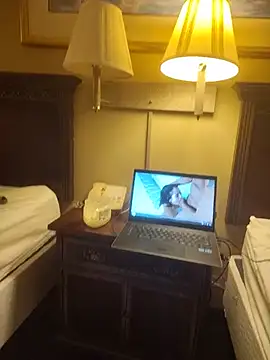 Chat +18 de Buddy_Cuck ao vivo