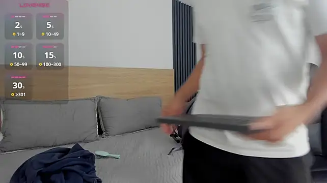 Czat XXX na żywo – Oustin_kirt