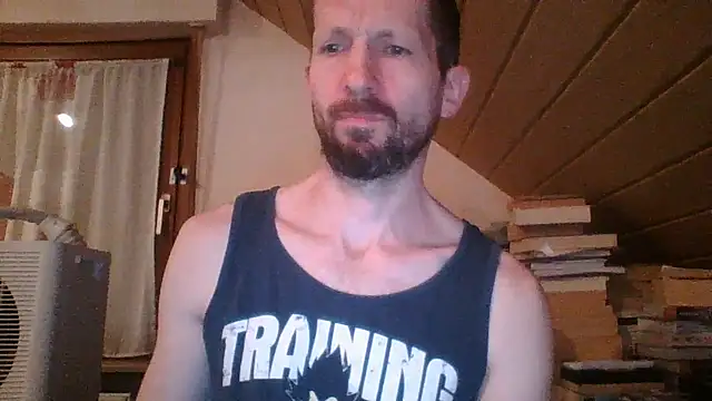 MuscleOtter Live XXX Chat