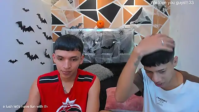 แชท XXX สดของ Juan_Nd_Steven