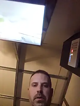 TastyWings830 Шоу с уебкамера