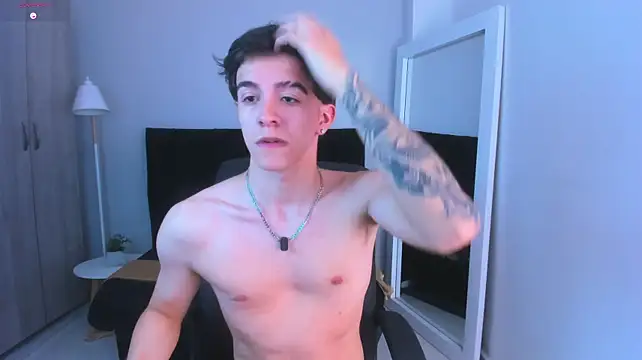 Chatroom XXX en direct de Austinbolt