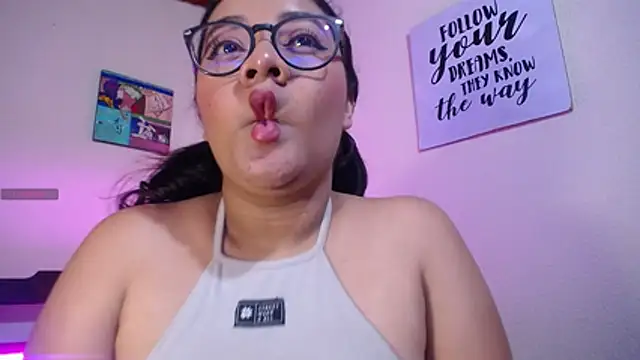 MeghanBurn's Live XXX Chat