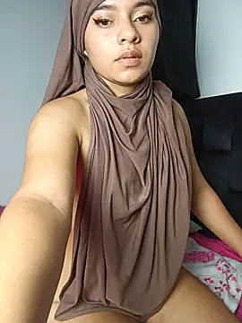 Chat +18 de Samira_1 ao vivo