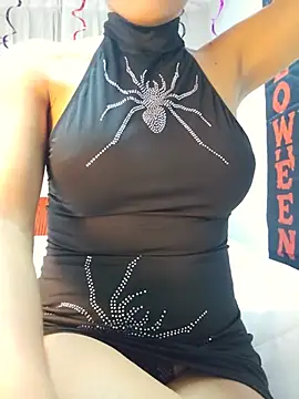 _MissPompitas23_'s Live XXX Chat