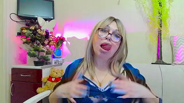 SusieNoreen লাইভ XXX চ্যাট