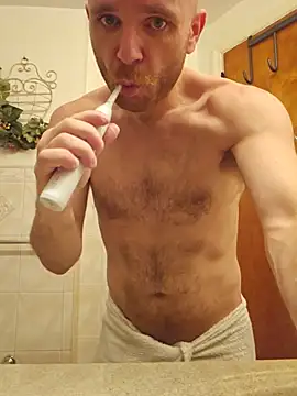 FrankieFuckMeXX: онлайн-секс-чат