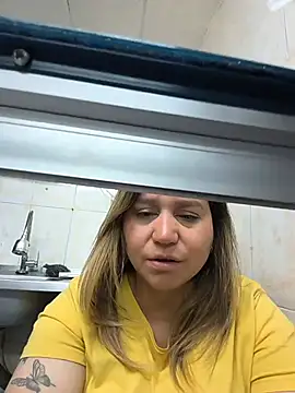 LauraReeves' Live XXX Chat