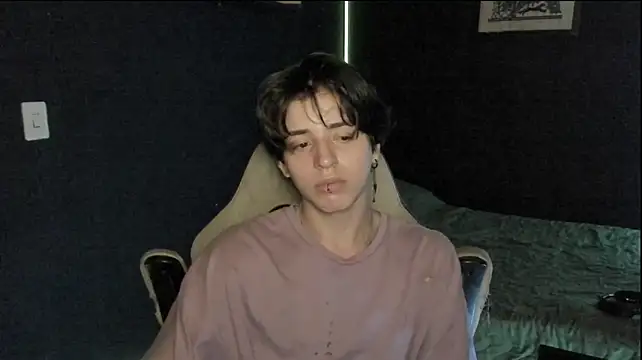 โชว์เว็บแคมของ Angel_Miguel_1