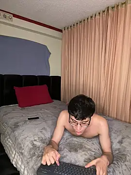 Онлайн чат XXX Bryanwild