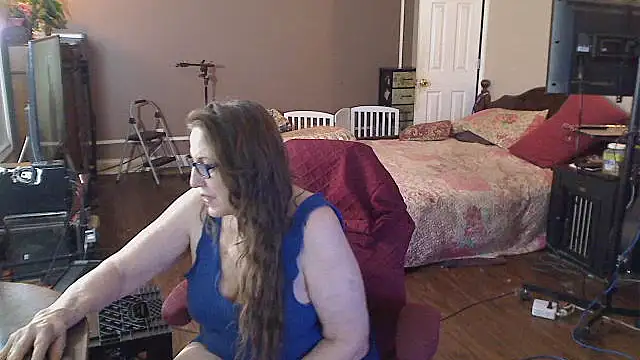 Chatroom XXX en direct de Ireallysquirt