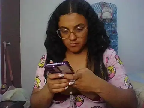 Valerylorens18's Live XXX Chat