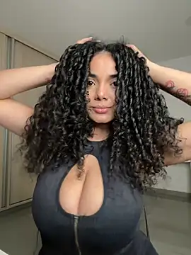 Curlyierr: απευθείας συνομιλία ΧΧΧ