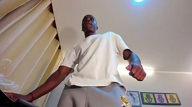 LionBlackk's Live XXX Chat