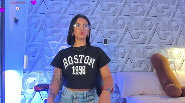 Sophiee_Hill Chat XXX in diretta