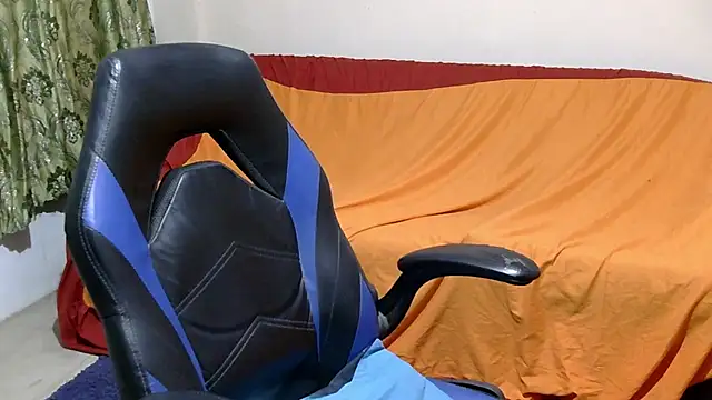 Darkkras Live XXX Chat