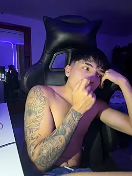 pabonsito élő XXX-chatje