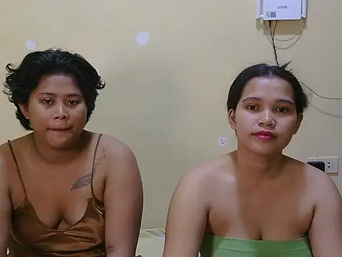 TwinityX's Live XXX Chat