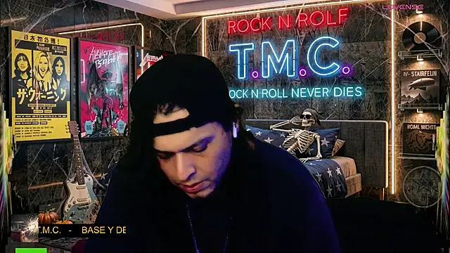 chino_roz Webcamshow