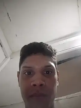 Daniel_hot_1 লাইভ XXX চ্যাট