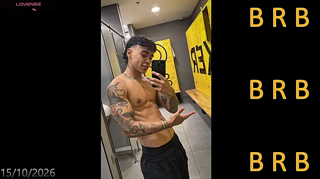 Chatroom XXX en direct de Ftm_xxxperiencie
