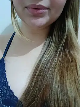 Chat +18 de Klara2221 ao vivo