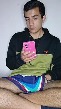 Thick_Cock Adlı Modelin Canlı XXX Sohbeti