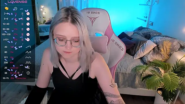 LunarGlow Live XXX-Chat