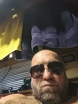 KosBi69 Chat XXX in diretta