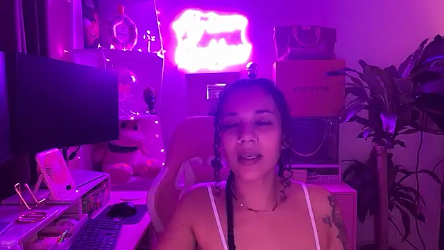 ZellababyXO Chat XXX in diretta