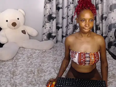 CamilaBloomXO Chat XXX in diretta