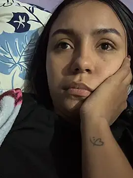 julieta_fn Chat XXX in diretta