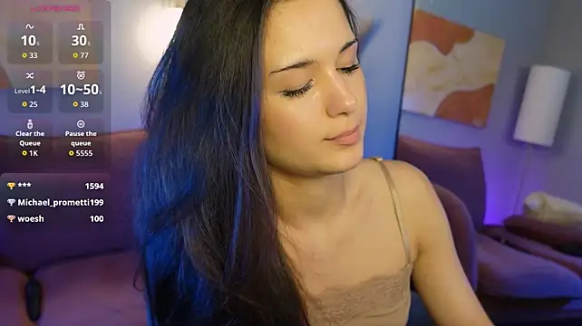 SkinnyEllie Chat XXX in diretta