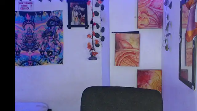bastethott élő XXX-chatje