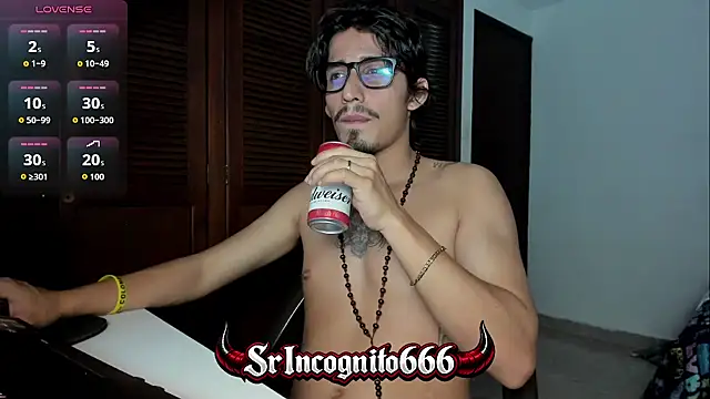 SrIncognito666 Chat XXX in diretta