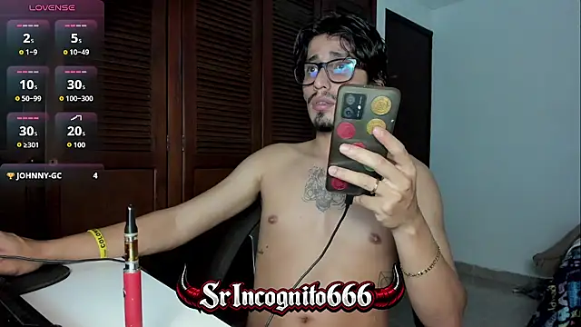 SrIncognito666 Chat XXX in diretta