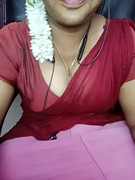 sexy-keerthi's Live XXX Chat