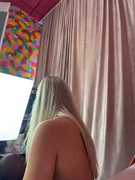 NinaVerse – Naživo XXX chat