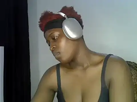 Queennmodell Chat XXX in diretta