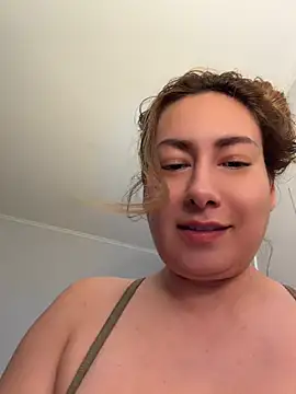 IAmScarlettLove's Live XXX Chat