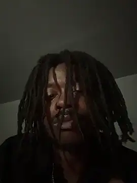 צ'אט XXX בשידור חי של TheMightyDxXx