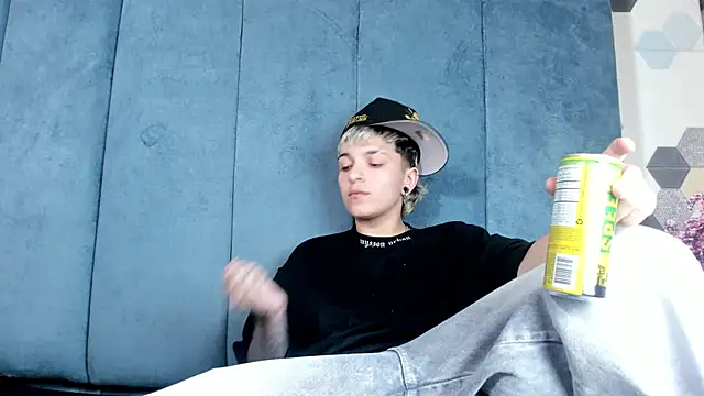 Megan_Thompson_'s Live XXX Chat
