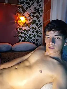 Chat XXX en directo de ZaneHoward